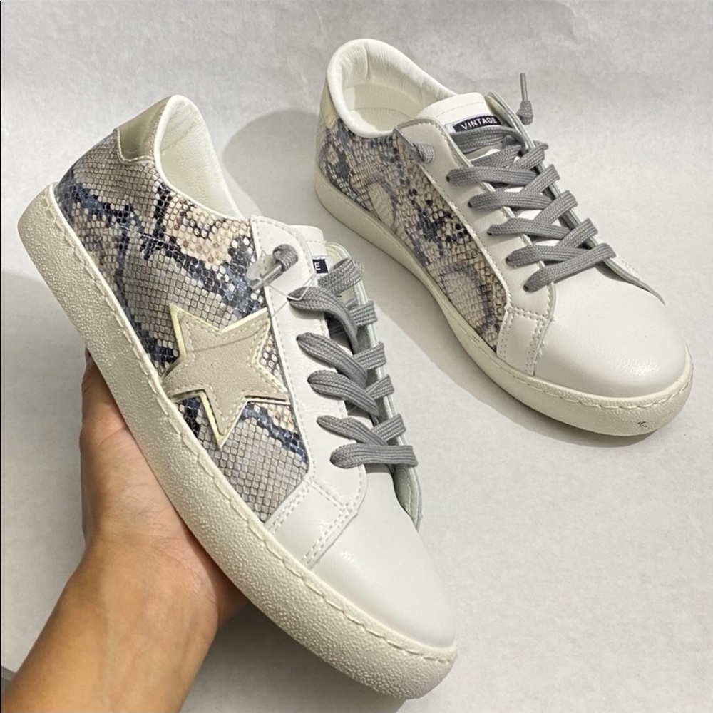 Vintage Havana White Gray Lace Python Sneakers | 8